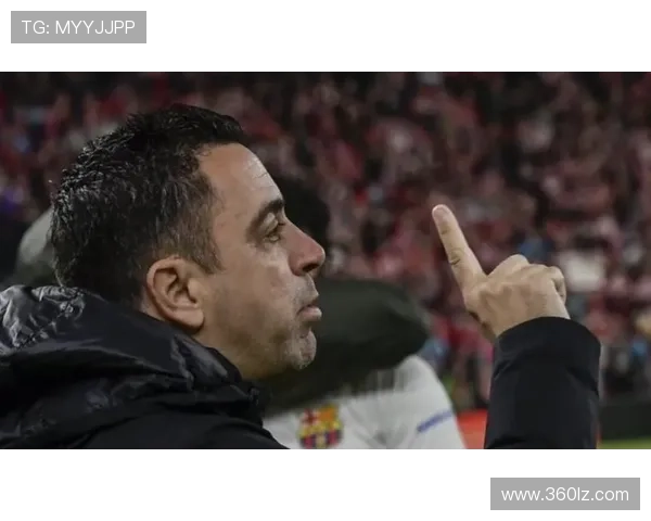 阿斯：哈维此前想放走莱万，认为他身体和比赛水平不行了